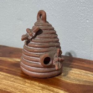 Terracotta Bumble Honey Bee Beehive Tabletop Decor Honeycomb Hive